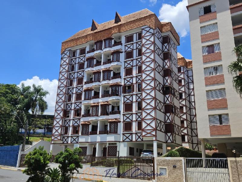 APARTAMENTO PRÓXIMO AO CENTRO
