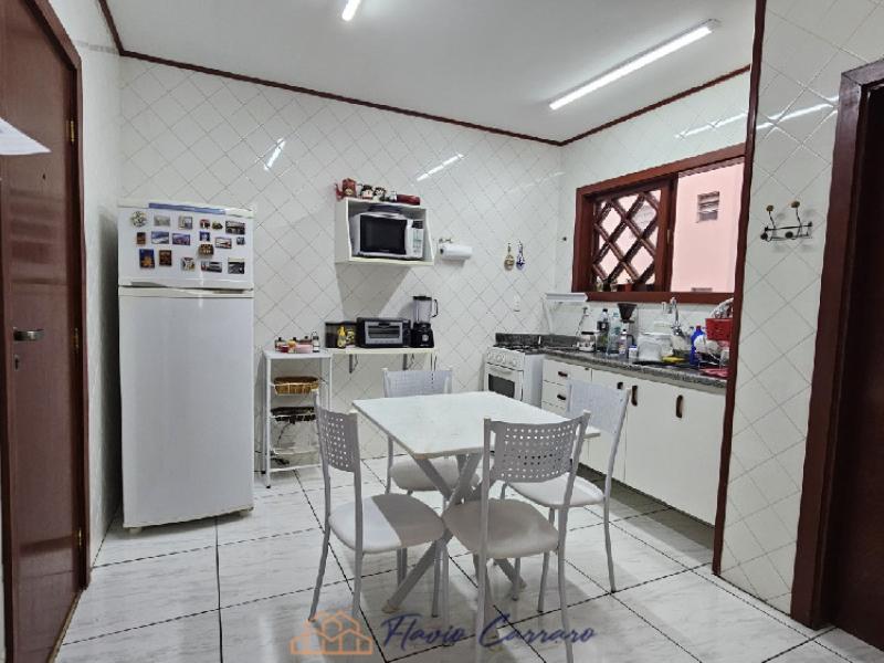 APARTAMENTO PRÓXIMO AO CENTRO
