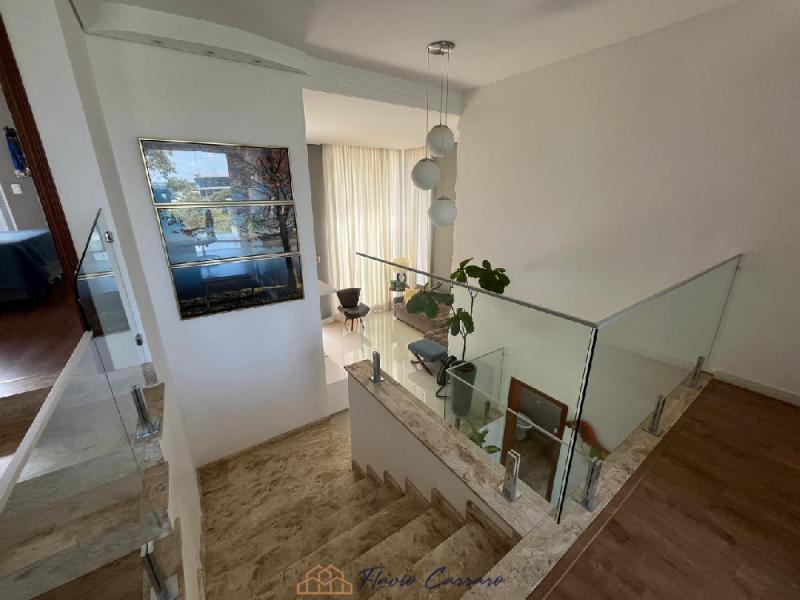 CASA CONDOMINIO FECHADO