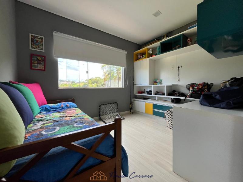 CASA CONDOMINIO FECHADO