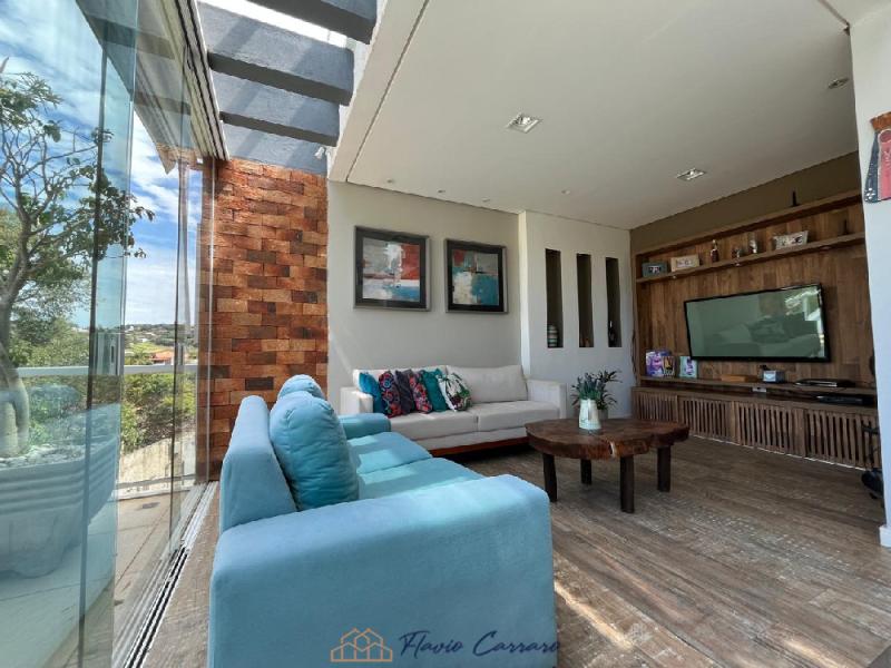 CASA CONDOMINIO FECHADO