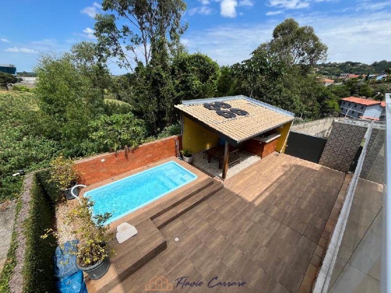 CASA CONDOMINIO FECHADO