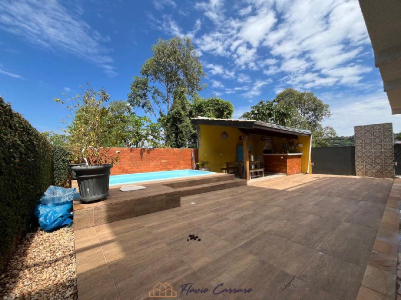 CASA CONDOMINIO FECHADO