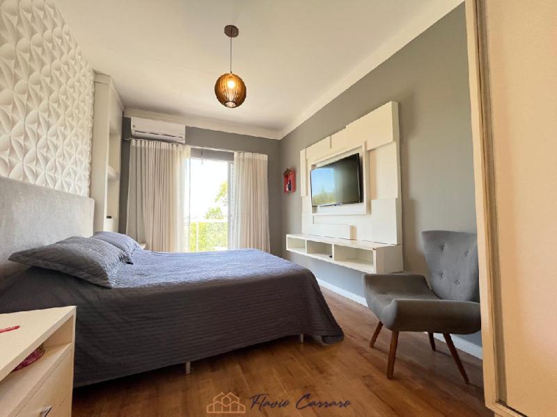 CASA CONDOMINIO FECHADO