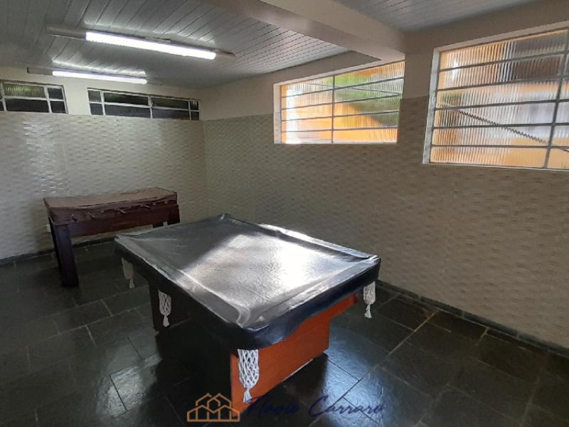 CASA EM CONDOMINIO FECHADO