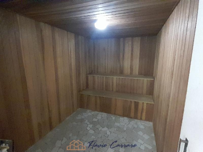 CASA EM CONDOMINIO FECHADO