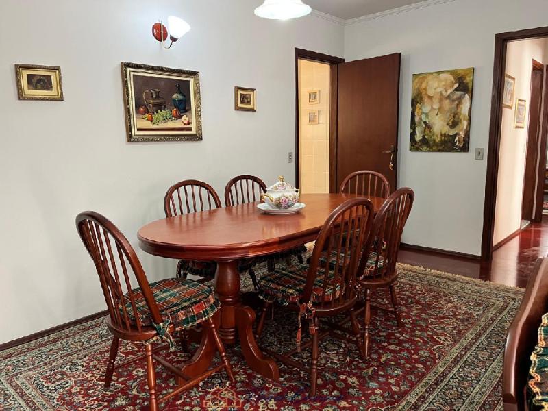 APARTAMENTO PRÓXIMO AO CENTRO
