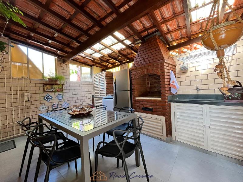 CASA CONDOMINIO FECHACO