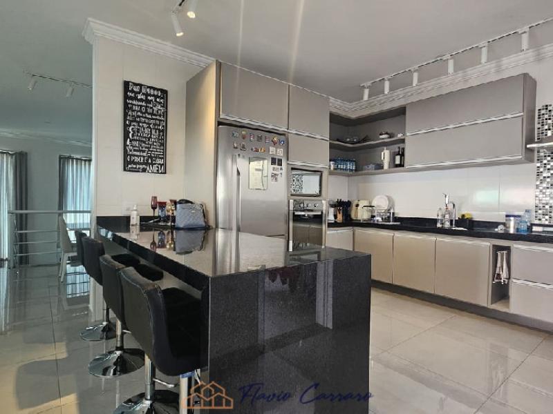 APARTAMENTO PRÓXIMO AO CENTRO