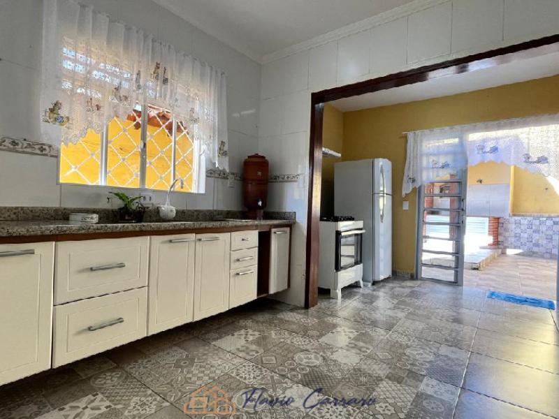 APARTAMENTO PRÓXIMO AO CENTRO