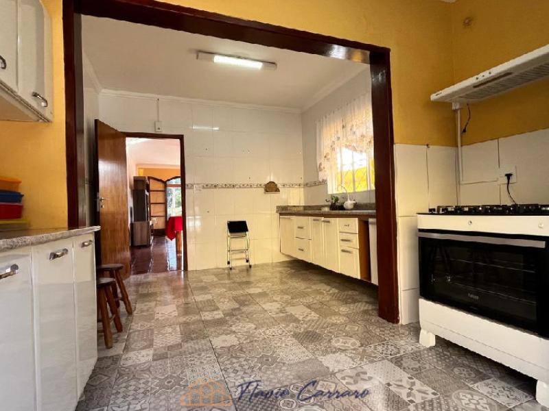 APARTAMENTO PRÓXIMO AO CENTRO