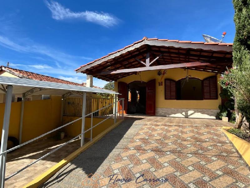 APARTAMENTO PRÓXIMO AO CENTRO