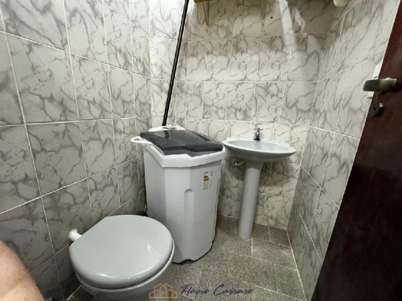 CASA CONDOMINIO FECHACO