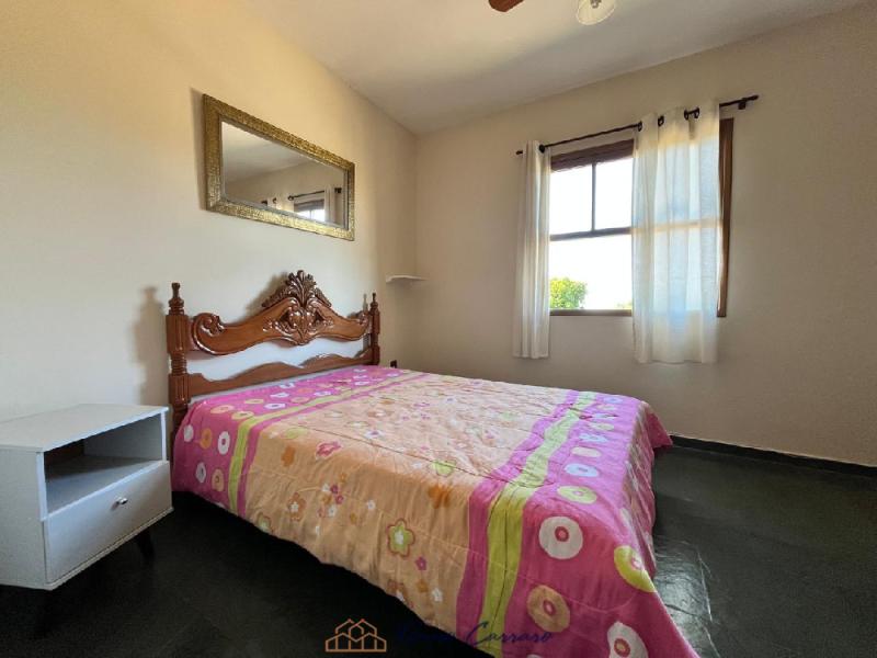 CASA CONDOMINIO FECHACO