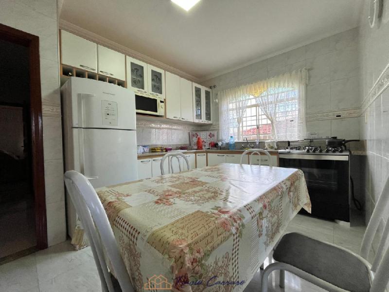 APARTAMENTO PRÓXIMO AO CENTRO