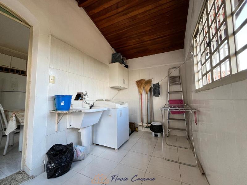 APARTAMENTO PRÓXIMO AO CENTRO