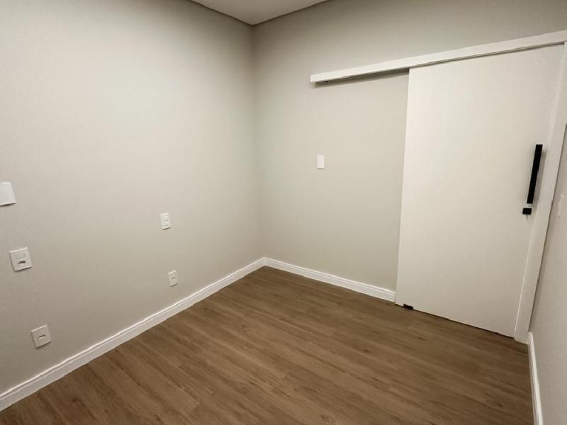 CASA EM BAIRRO RESIDENCIAL