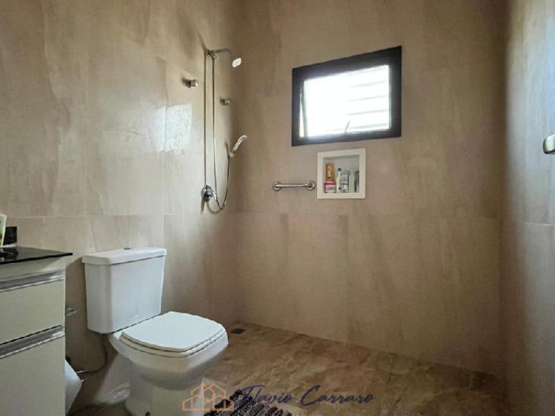 CASA PRÓXIMO AO CENTRO