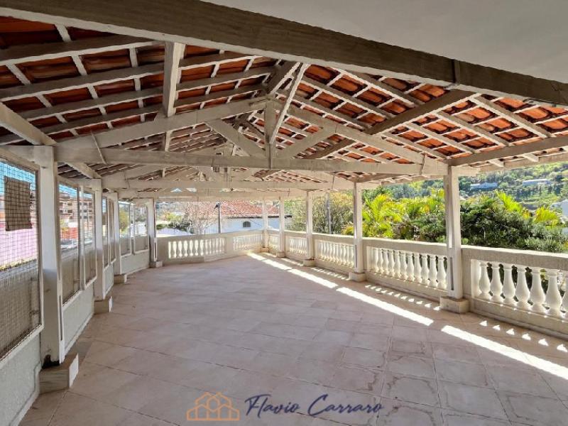 APARTAMENTO PRÓXIMO AO CENTRO