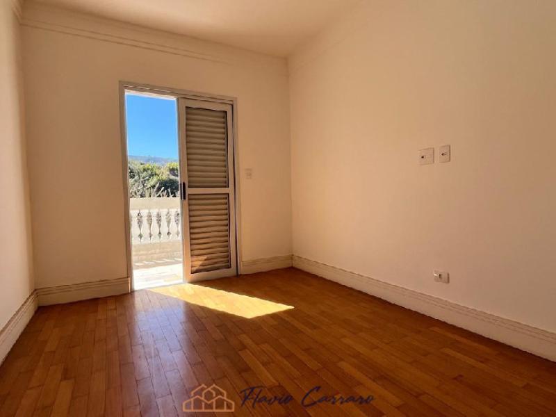 APARTAMENTO PRÓXIMO AO CENTRO