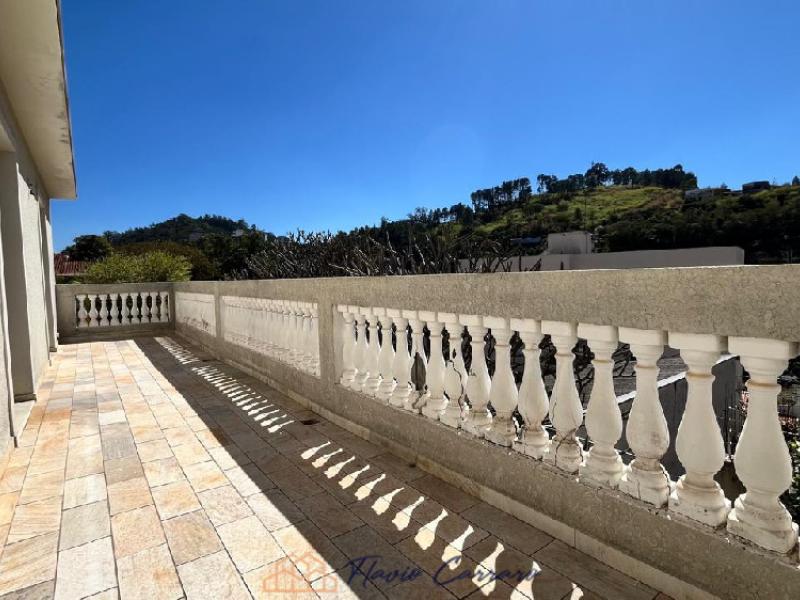 APARTAMENTO PRÓXIMO AO CENTRO