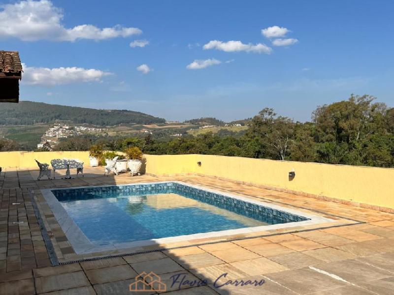 CASA PRÓXIMO AO CENTRO