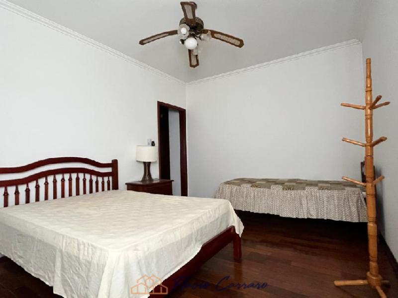 CASA PRÓXIMO AO CENTRO