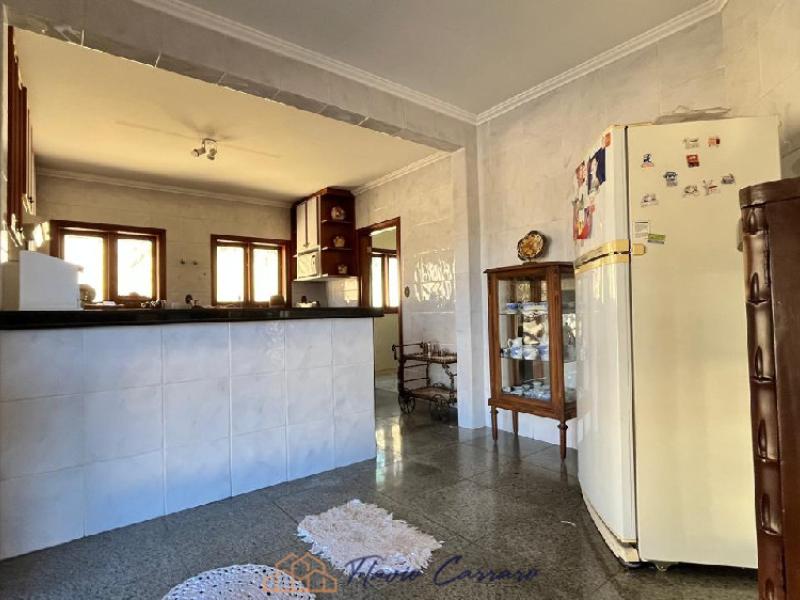 CASA PRÓXIMO AO CENTRO