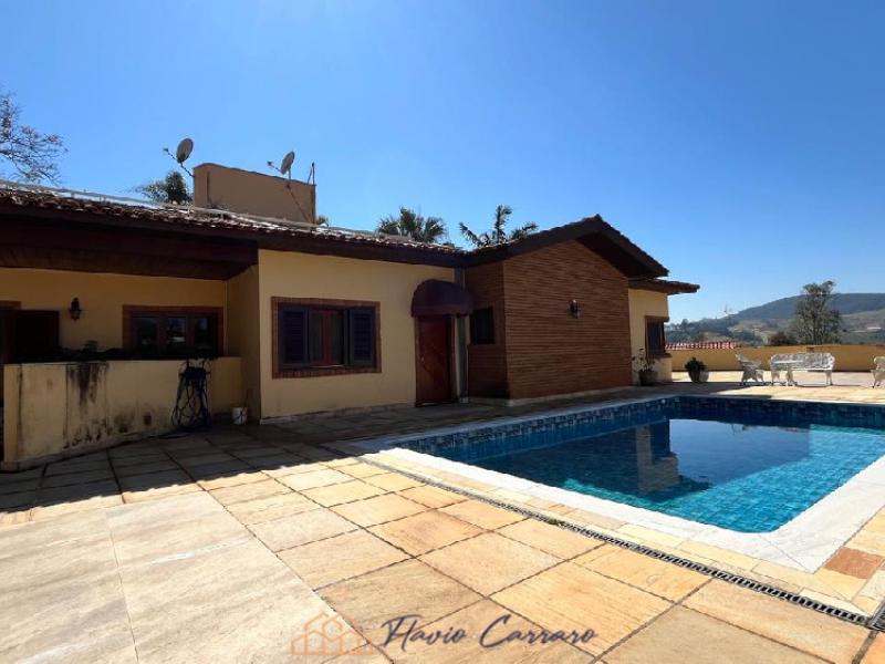 CASA PRÓXIMO AO CENTRO