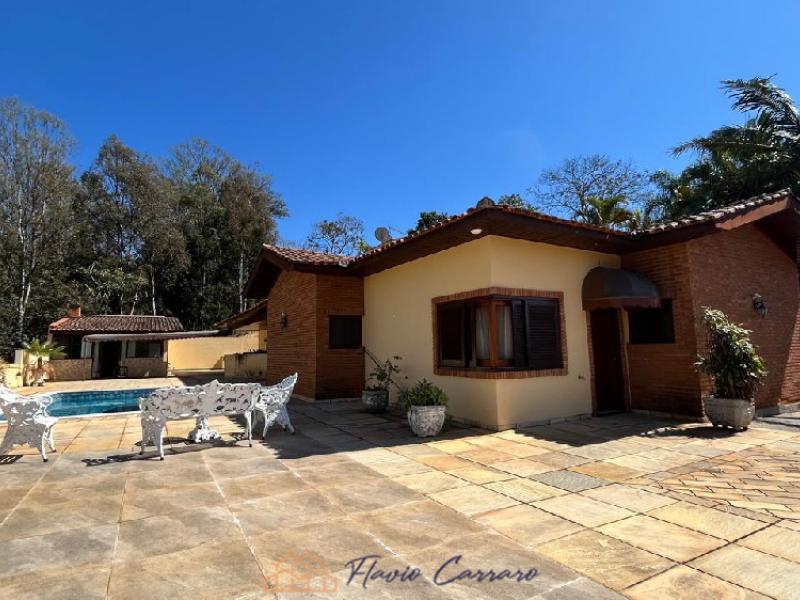 CASA PRÓXIMO AO CENTRO