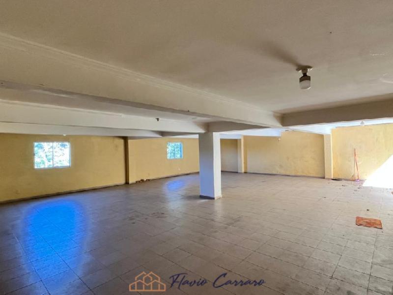 CASA PRÓXIMO AO CENTRO