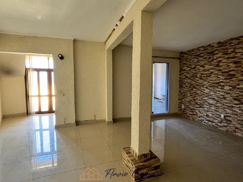 CASA PRÓXIMO AO CENTRO