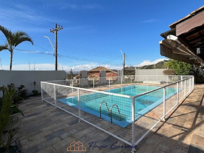 CASA PRÓXIMO AO CENTRO