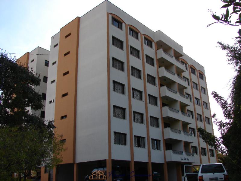 APARTAMENTO PRÓXIMO AO CENTRO