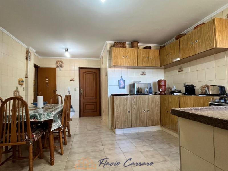 APARTAMENTO PRÓXIMO AO CENTRO