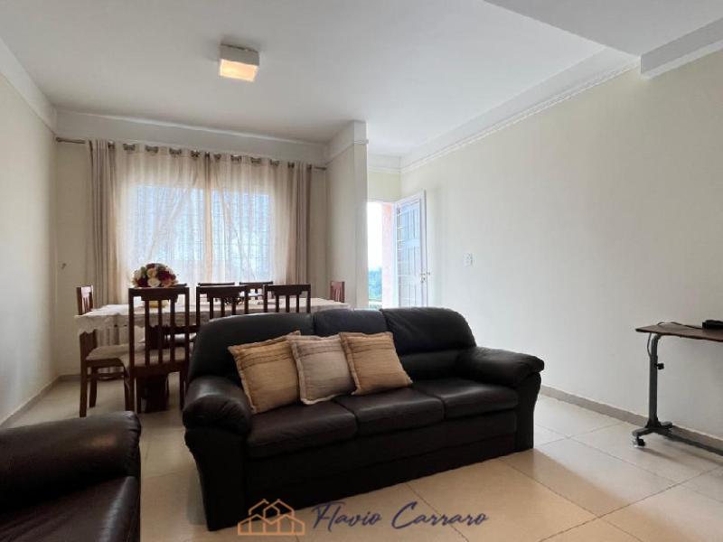 CASA EM COND. FECHADO