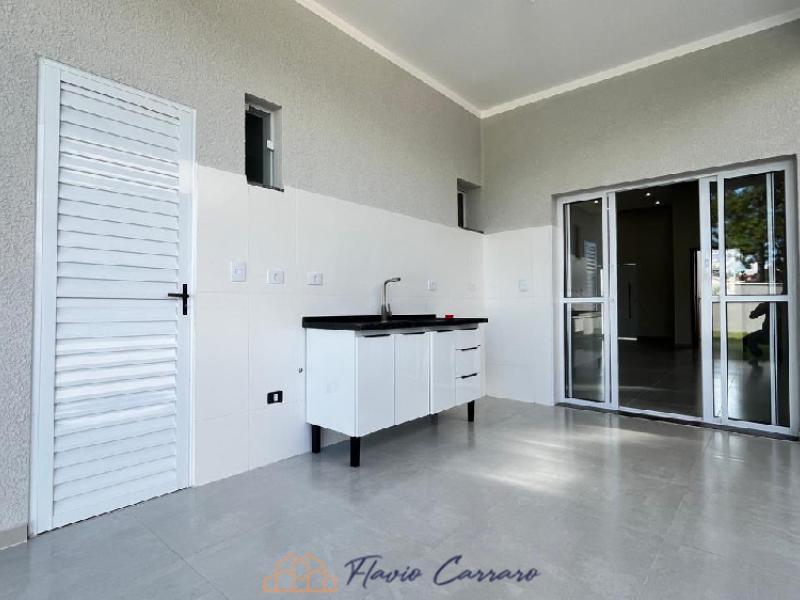 CASA PRÓXIMO AO CENTRO