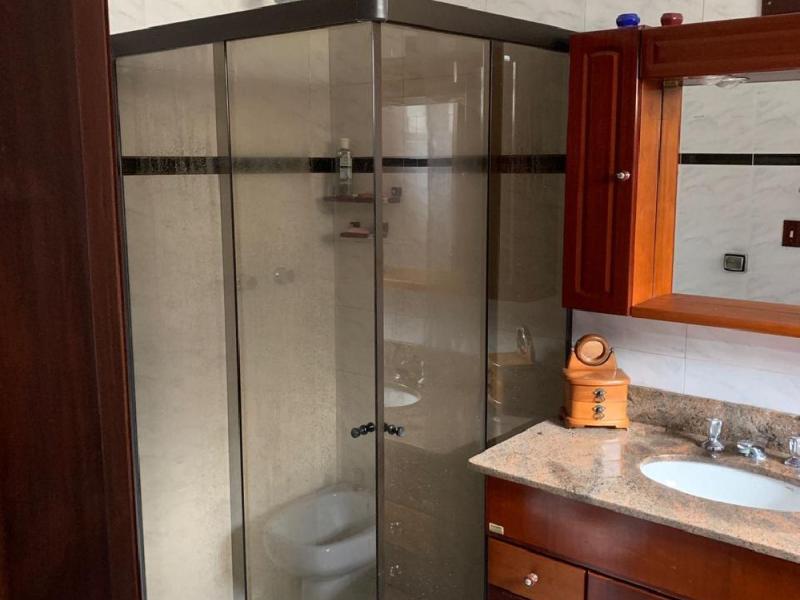 CASA PRÓXIMO AO CENTRO