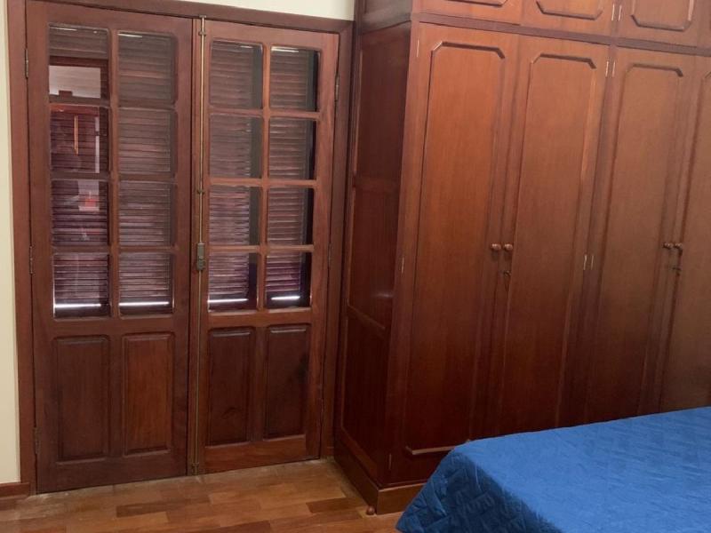 CASA PRÓXIMO AO CENTRO