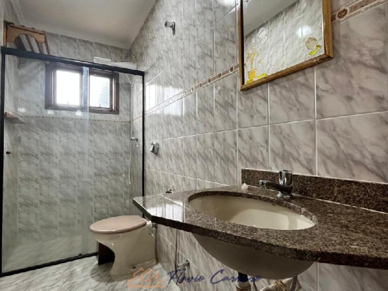 CASA CONDOMINIO FECHACO