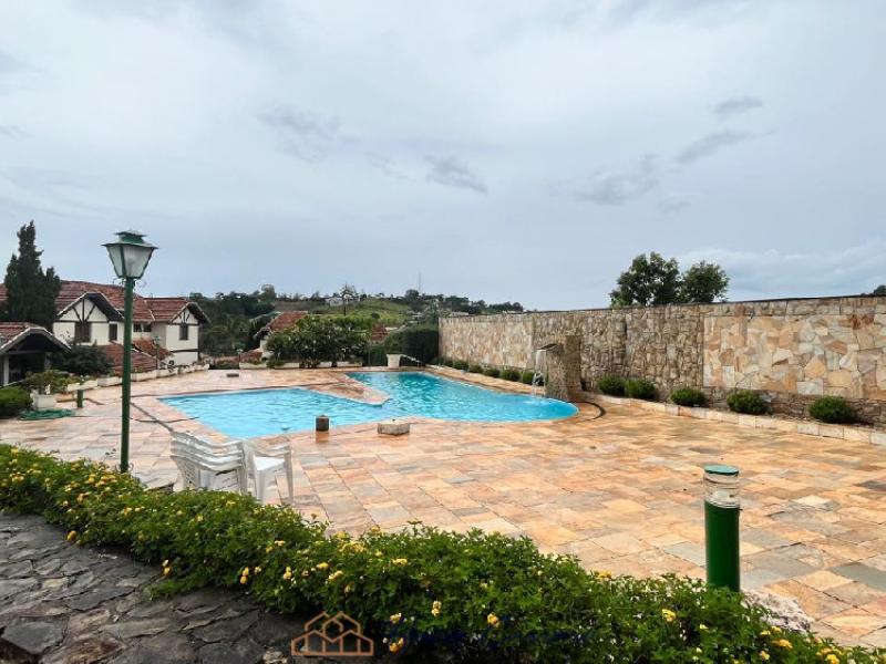 CASA CONDOMINIO FECHACO