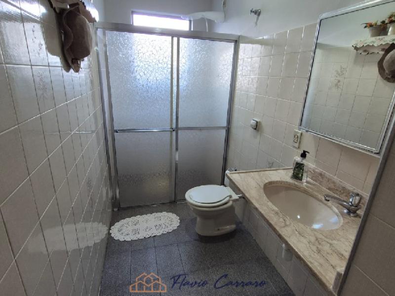 CASA PRÓXIMO AO CENTRO