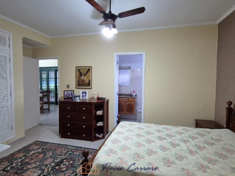 CASA PRÓXIMO AO CENTRO