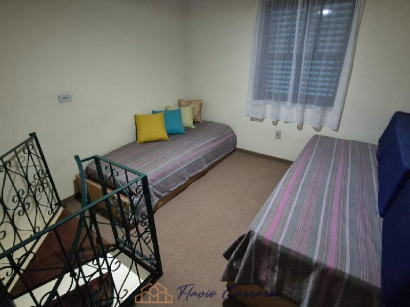 CASA PRÓXIMO AO CENTRO