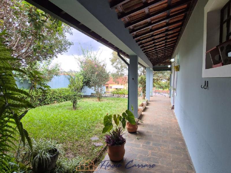 CASA PRÓXIMO AO CENTRO