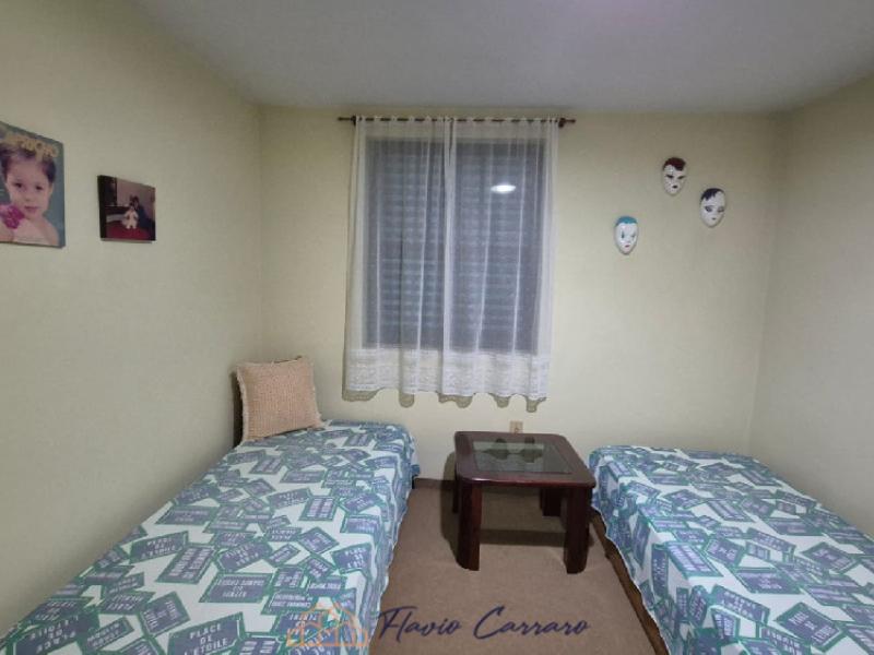 CASA PRÓXIMO AO CENTRO