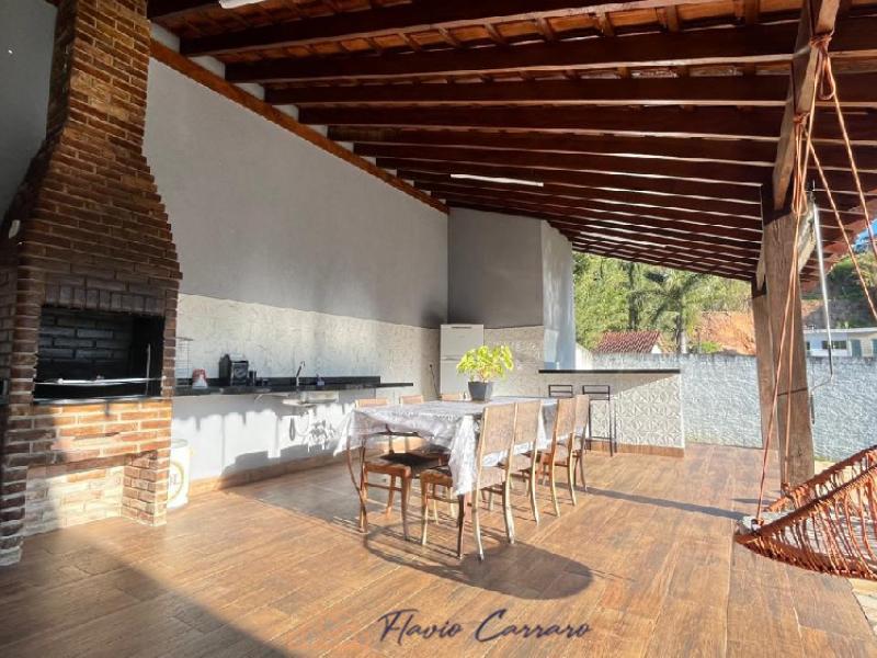 APARTAMENTO PRÓXIMO AO CENTRO